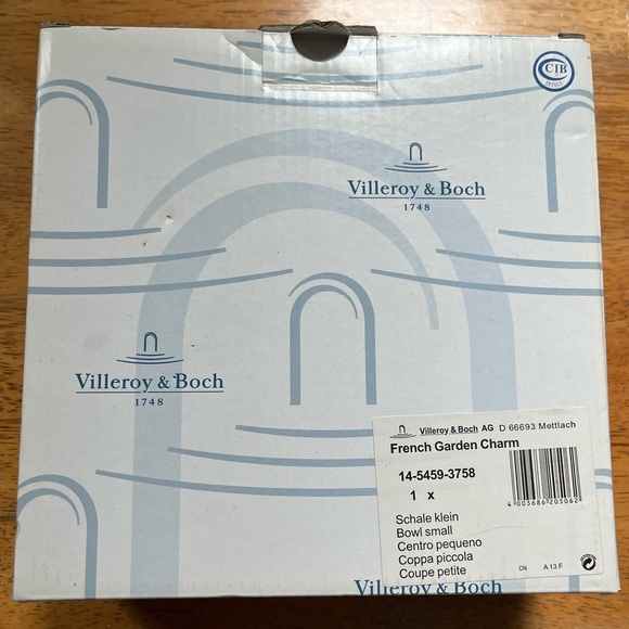 Villeroy and Boch French Garden Charm small bowl brand new in box NIB - Picture 2 of 5